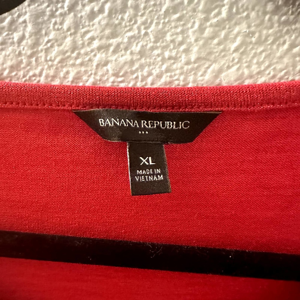 Banana Republic Women's Red Shimmery Sleeveless Tank Top Size XL - Picture 5 of 8